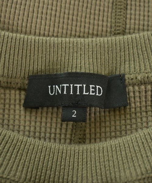 UNTITLED เสื้อยืด/เสื้อท็อปส์