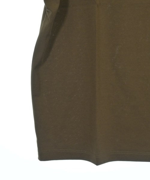 UNTITLED เสื้อยืด/เสื้อท็อปส์