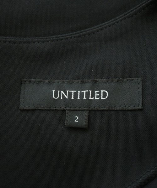 UNTITLED เสื้อยืด/เสื้อท็อปส์