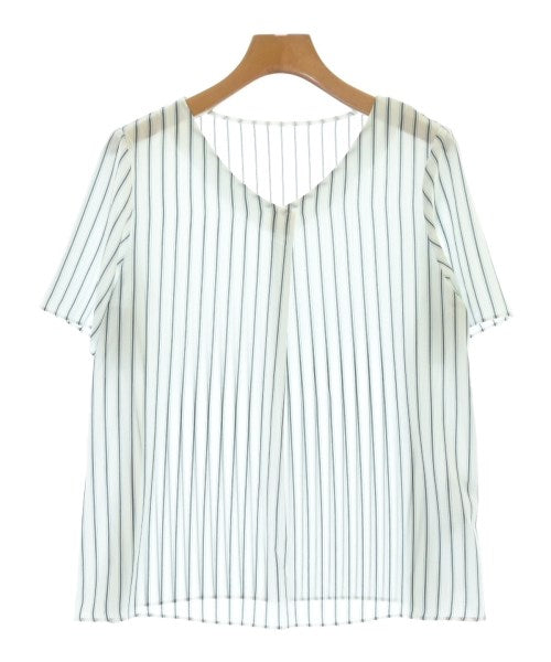 UNTITLED เสื้อสตรี