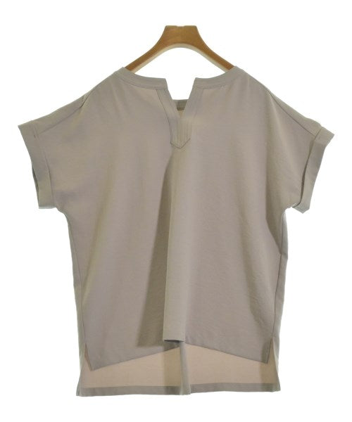 UNTITLED เสื้อสตรี