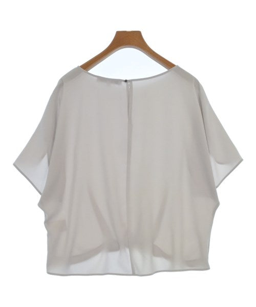 UNTITLED เสื้อสตรี