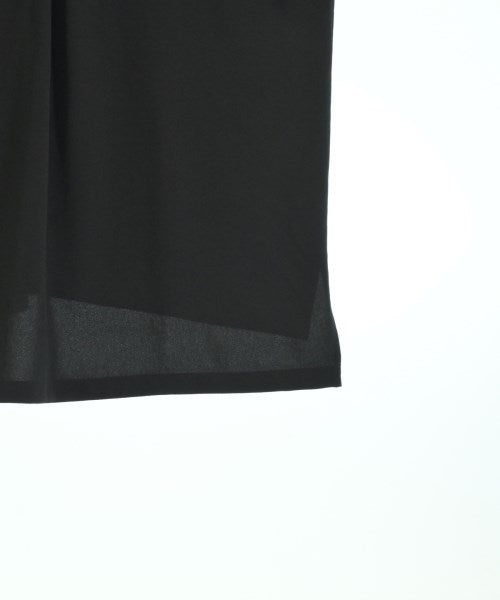 UNTITLED เสื้อสตรี