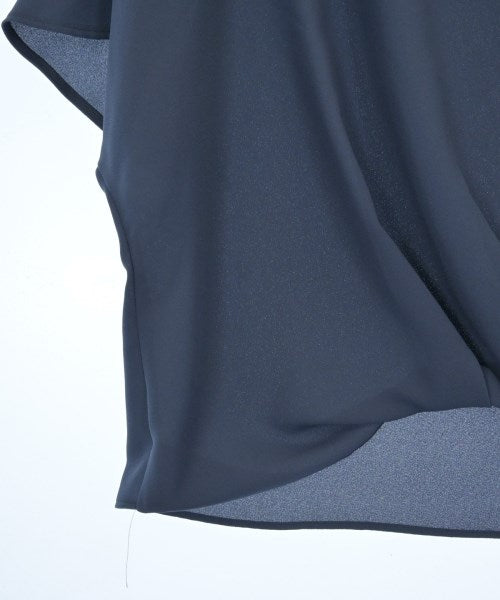 UNTITLED เสื้อสตรี