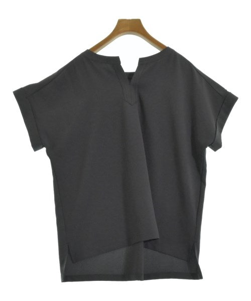 UNTITLED เสื้อสตรี