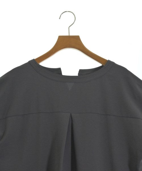 UNTITLED เสื้อสตรี