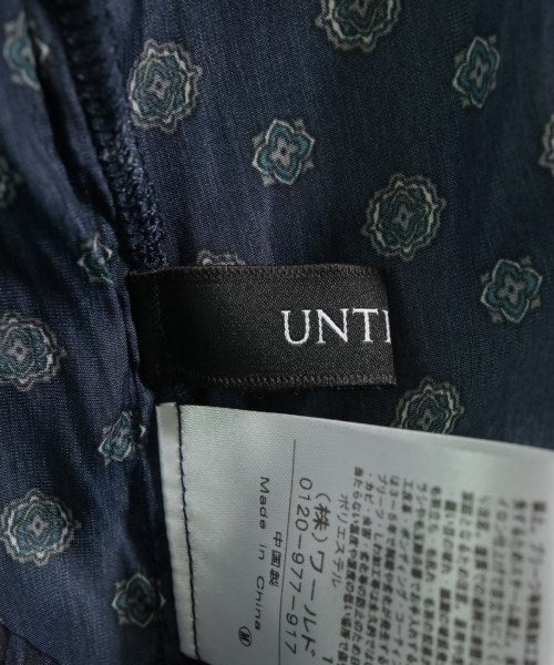 UNTITLED เสื้อสตรี