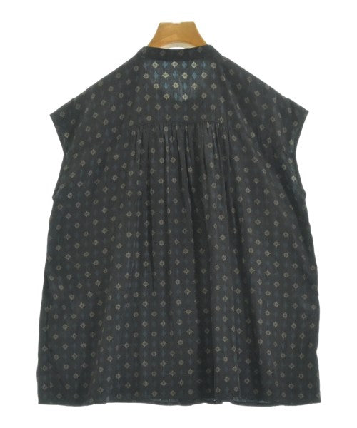 UNTITLED เสื้อสตรี