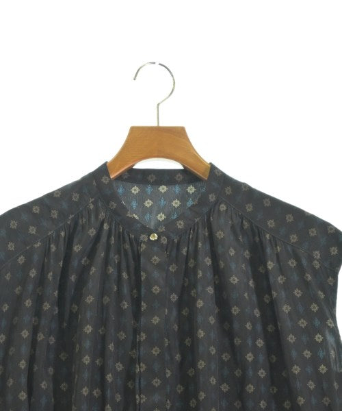 UNTITLED เสื้อสตรี