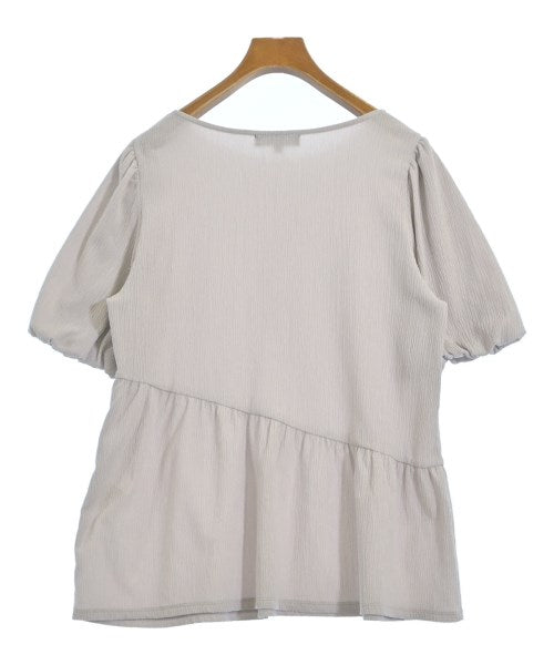 UNTITLED เสื้อสตรี