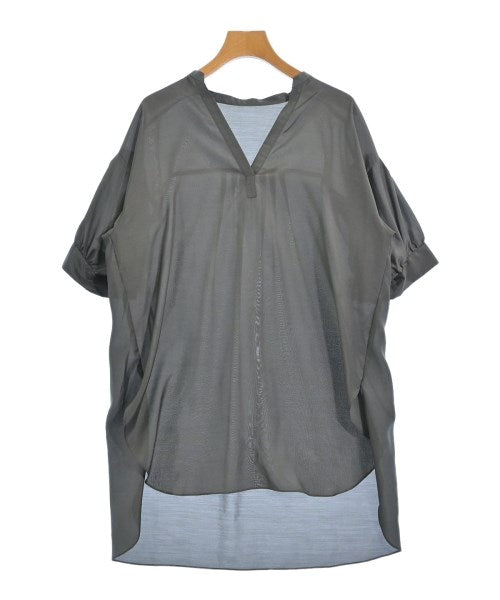 UNTITLED เสื้อสตรี