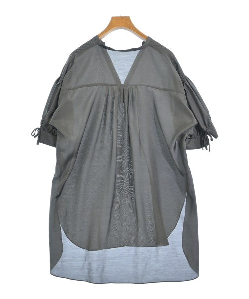 UNTITLED เสื้อสตรี