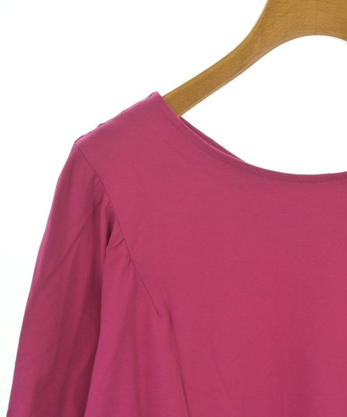 UNTITLED เสื้อยืด/เสื้อท็อปส์