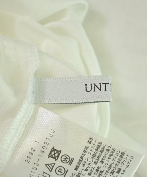 UNTITLED เสื้อยืด/เสื้อท็อปส์