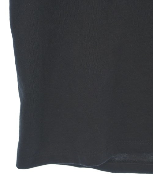 UNTITLED เสื้อยืด/เสื้อท็อปส์