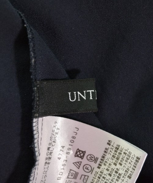 UNTITLED เสื้อสตรี