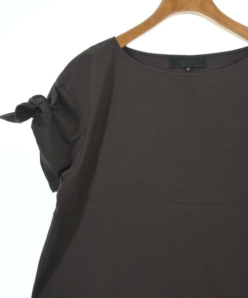 UNTITLED เสื้อสตรี