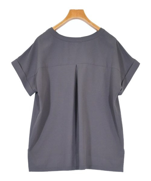 UNTITLED เสื้อสตรี