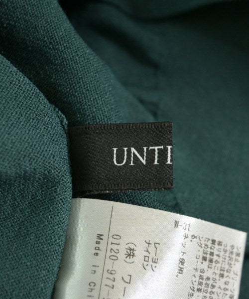 UNTITLED เสื้อกันหนาว