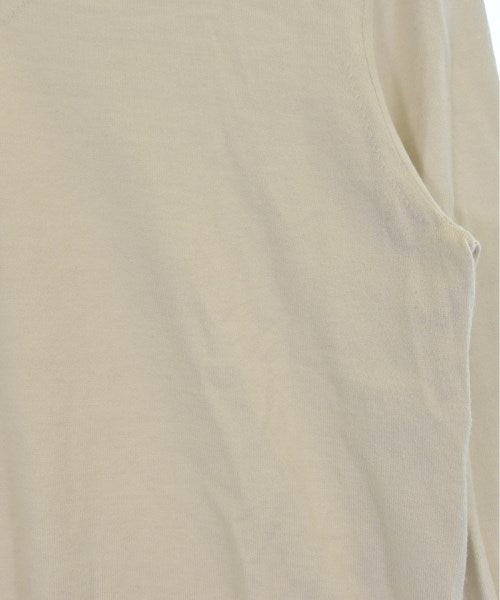 UNTITLED เสื้อกันหนาว