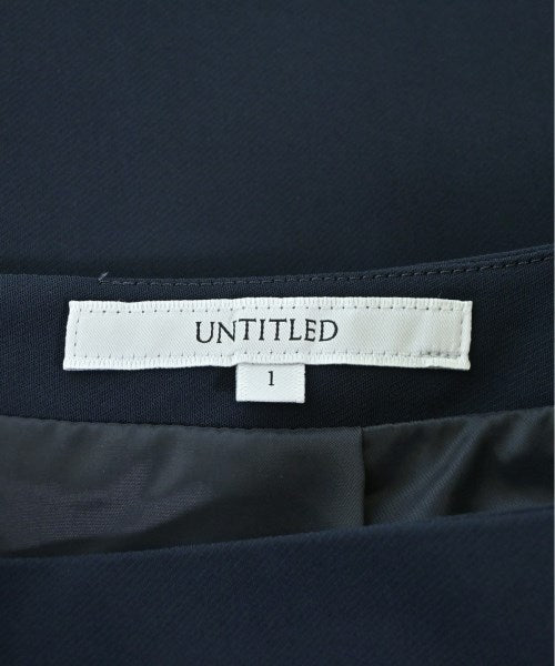 UNTITLED กระโปรงยาวถึงเข่า
