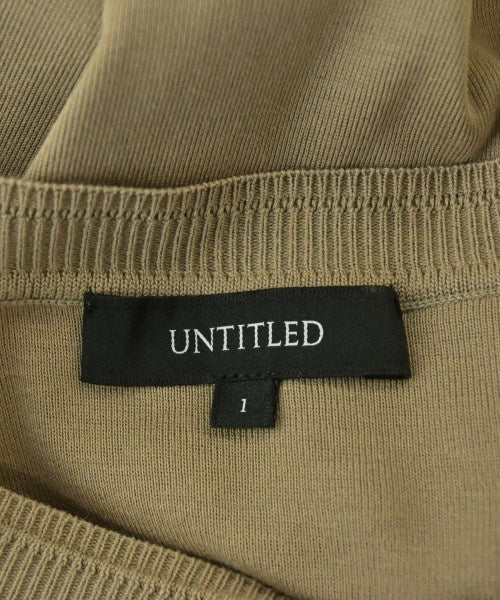 UNTITLED เสื้อยืด/เสื้อท็อปส์