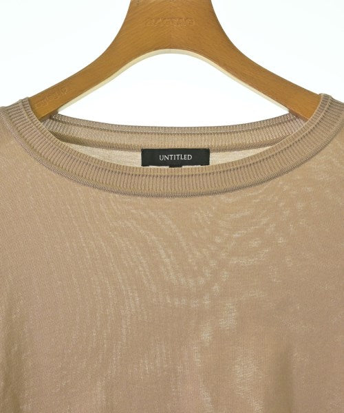 UNTITLED เสื้อยืด/เสื้อท็อปส์