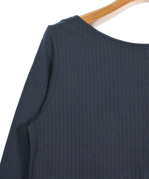 UNTITLED เสื้อยืด/เสื้อท็อปส์