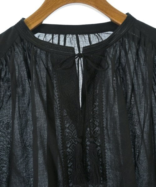 UNTITLED เสื้อสตรี