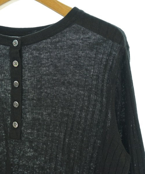 UNTITLED เสื้อกันหนาว