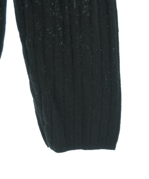 UNTITLED เสื้อกันหนาว