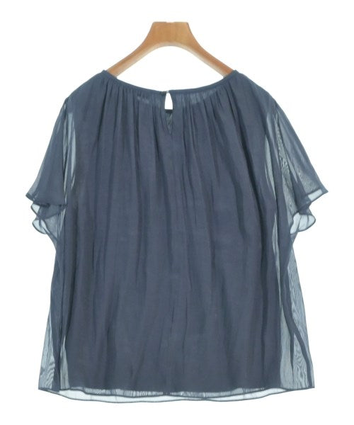 UNTITLED เสื้อสตรี