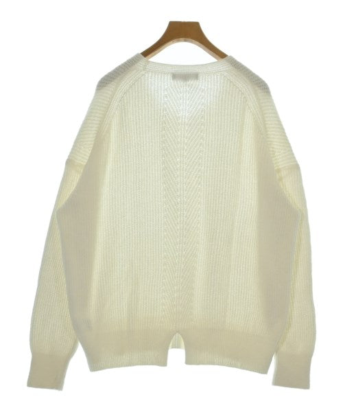 UNTITLED เสื้อกันหนาว