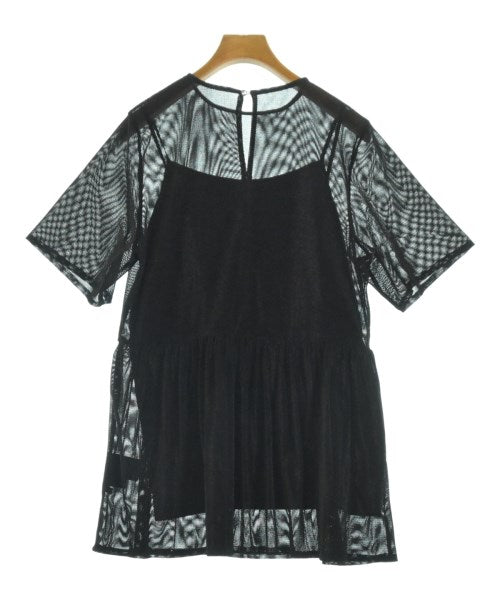 UNTITLED เสื้อสตรี