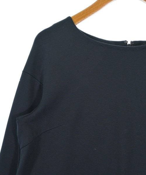 UNTITLED เสื้อสตรี