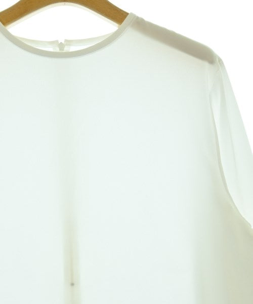 UNTITLED เสื้อสตรี