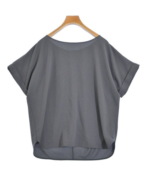 UNTITLED เสื้อสตรี