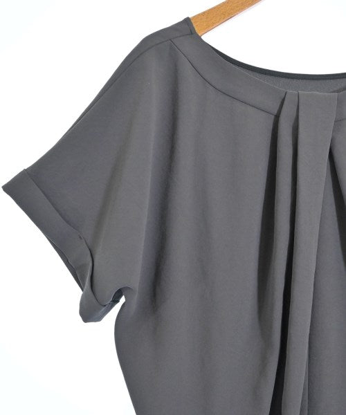 UNTITLED เสื้อสตรี