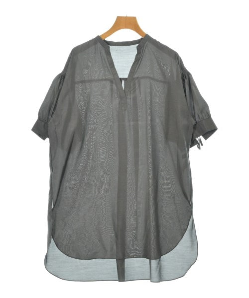 UNTITLED เสื้อสตรี