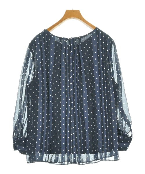 UNTITLED เสื้อสตรี
