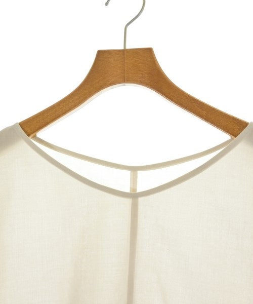 UNTITLED เสื้อสตรี
