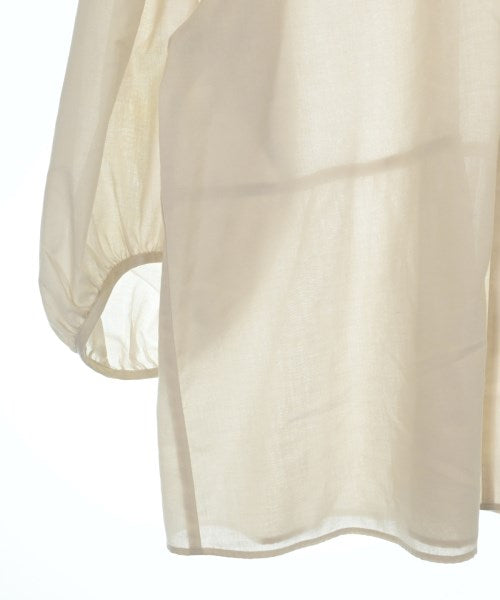 UNTITLED เสื้อสตรี