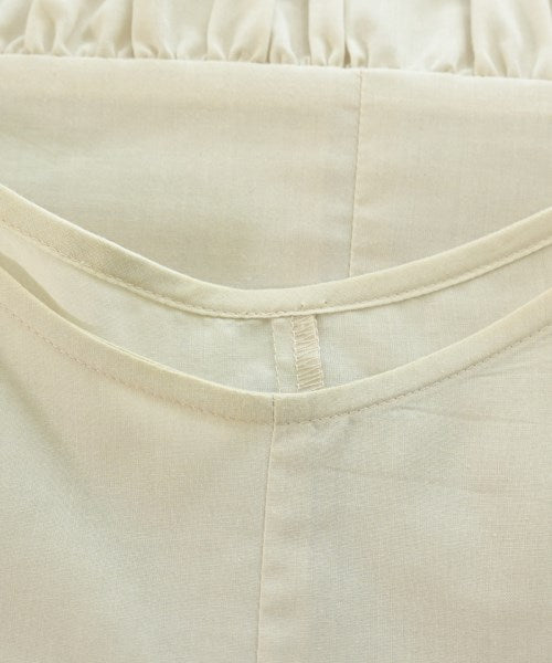 UNTITLED เสื้อสตรี