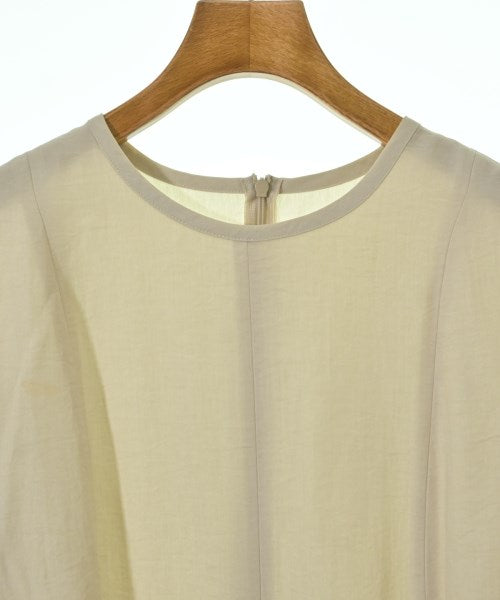 UNTITLED เสื้อสตรี