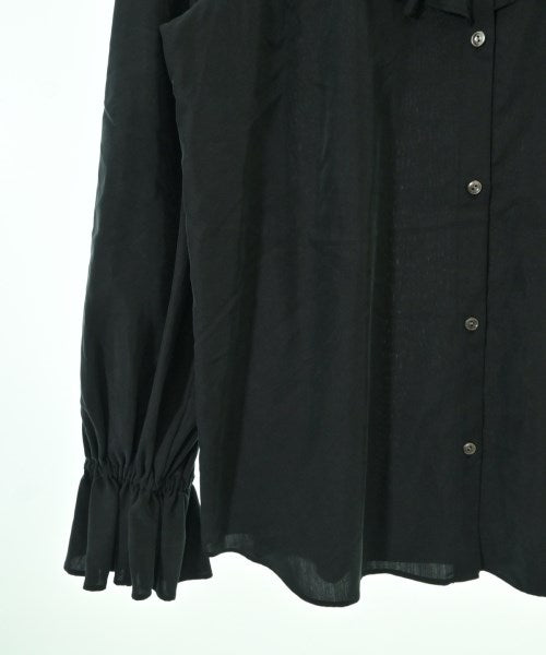 UNTITLED เสื้อลำลอง
