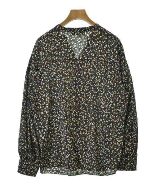 UNTITLED เสื้อสตรี