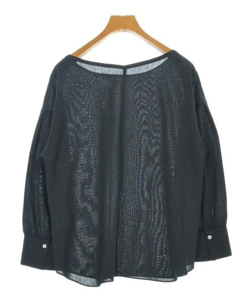 UNTITLED เสื้อสตรี