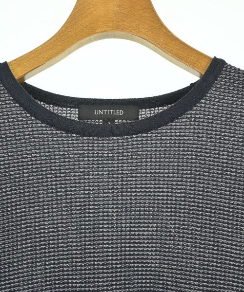 UNTITLED เสื้อกันหนาว