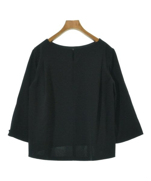 UNTITLED เสื้อสตรี