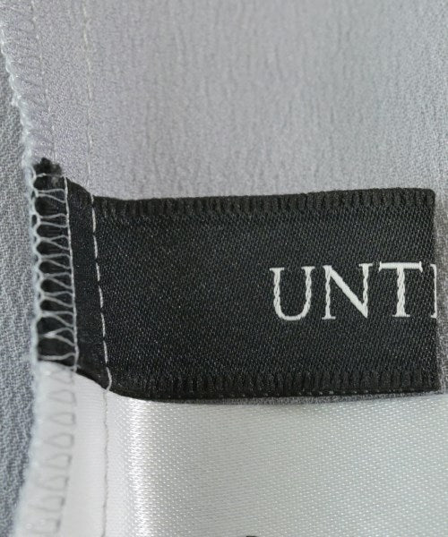 UNTITLED เสื้อสตรี